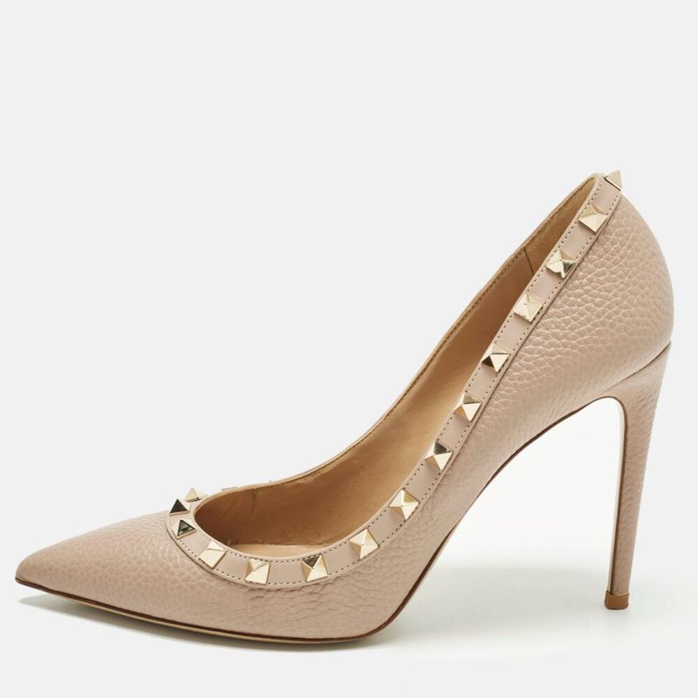 Valentino Rockstud Size 40 Beige Leather Pointed Toe Pumps